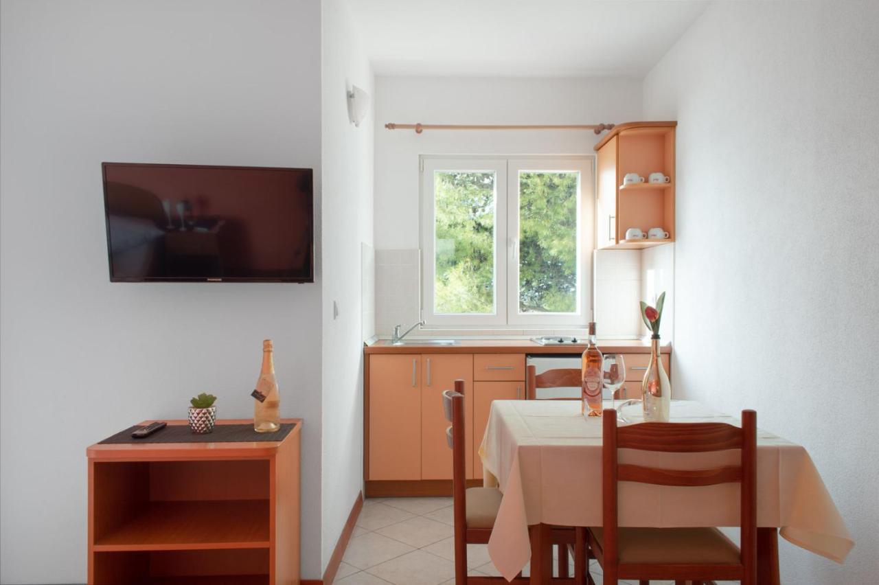 Apartments Promenada - Beachfront Tučepi Εξωτερικό φωτογραφία