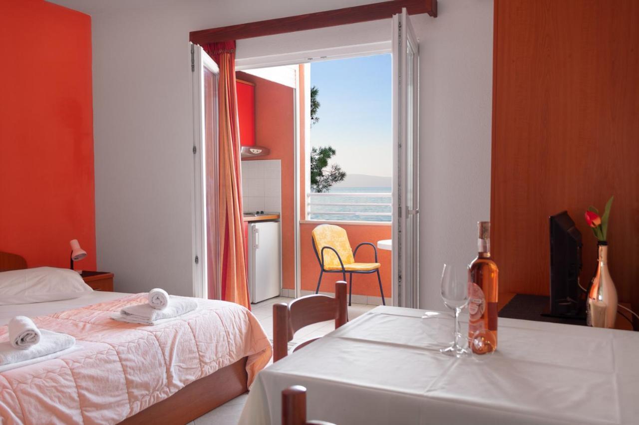 Apartments Promenada - Beachfront Tučepi Εξωτερικό φωτογραφία