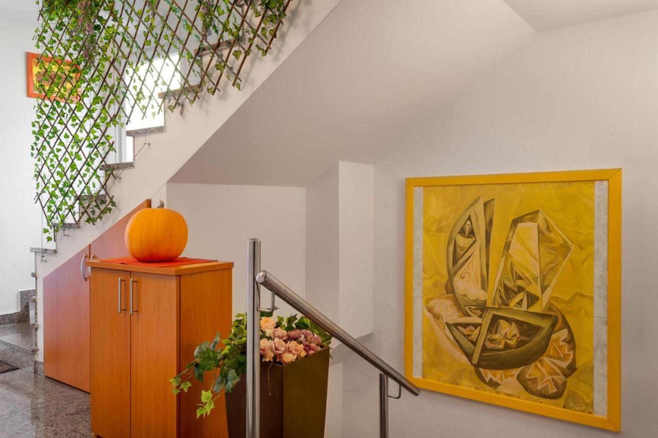 Apartments Promenada - Beachfront Tučepi Εξωτερικό φωτογραφία