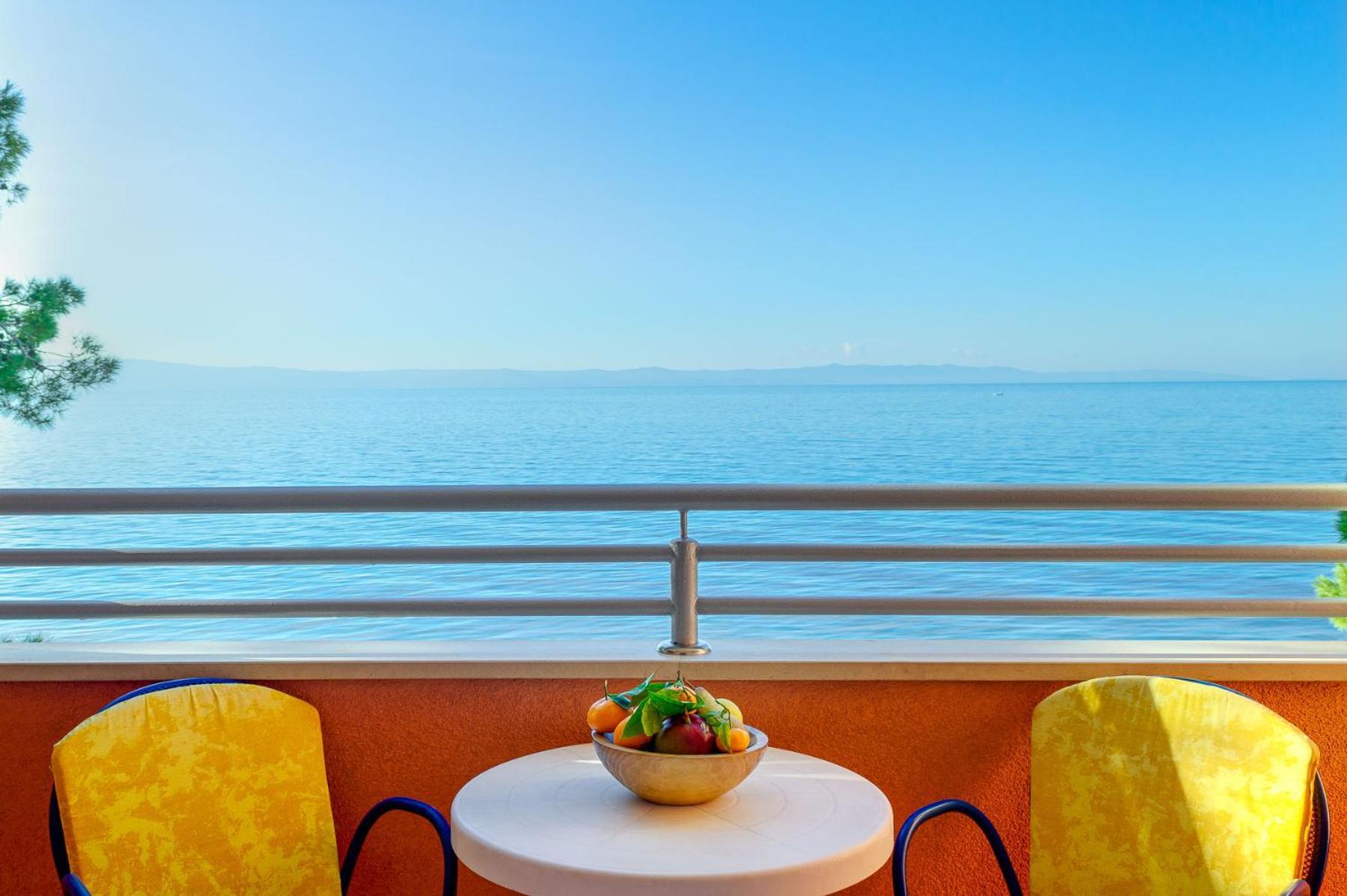 Apartments Promenada - Beachfront Tučepi Δωμάτιο φωτογραφία